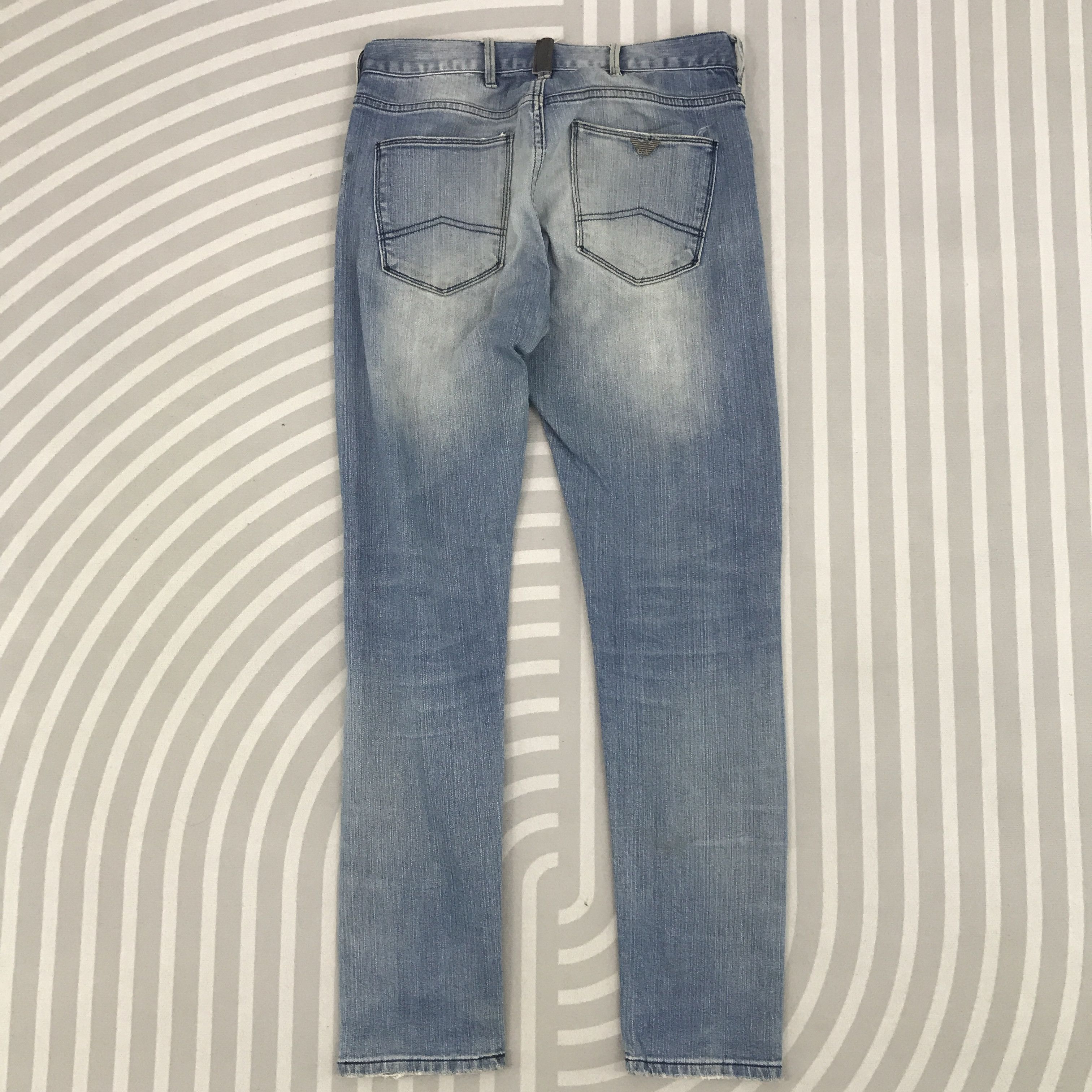 Armani × Vintage Vintage Armani Jeans Distressed Denim Size US 28 / EU 44 - 5 Thumbnail
