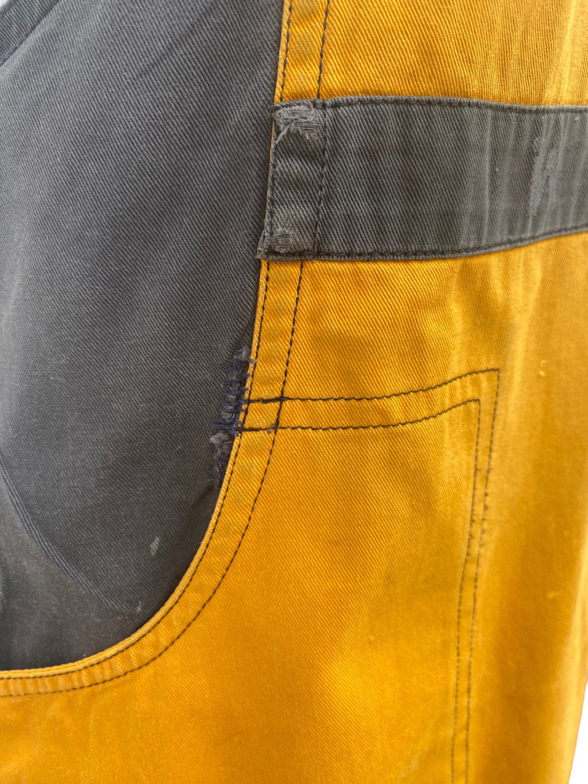 Issey Miyake VINTAGE ISSEY MIYAKE DISTRESSED APRON Size ONE SIZE - 8 Thumbnail