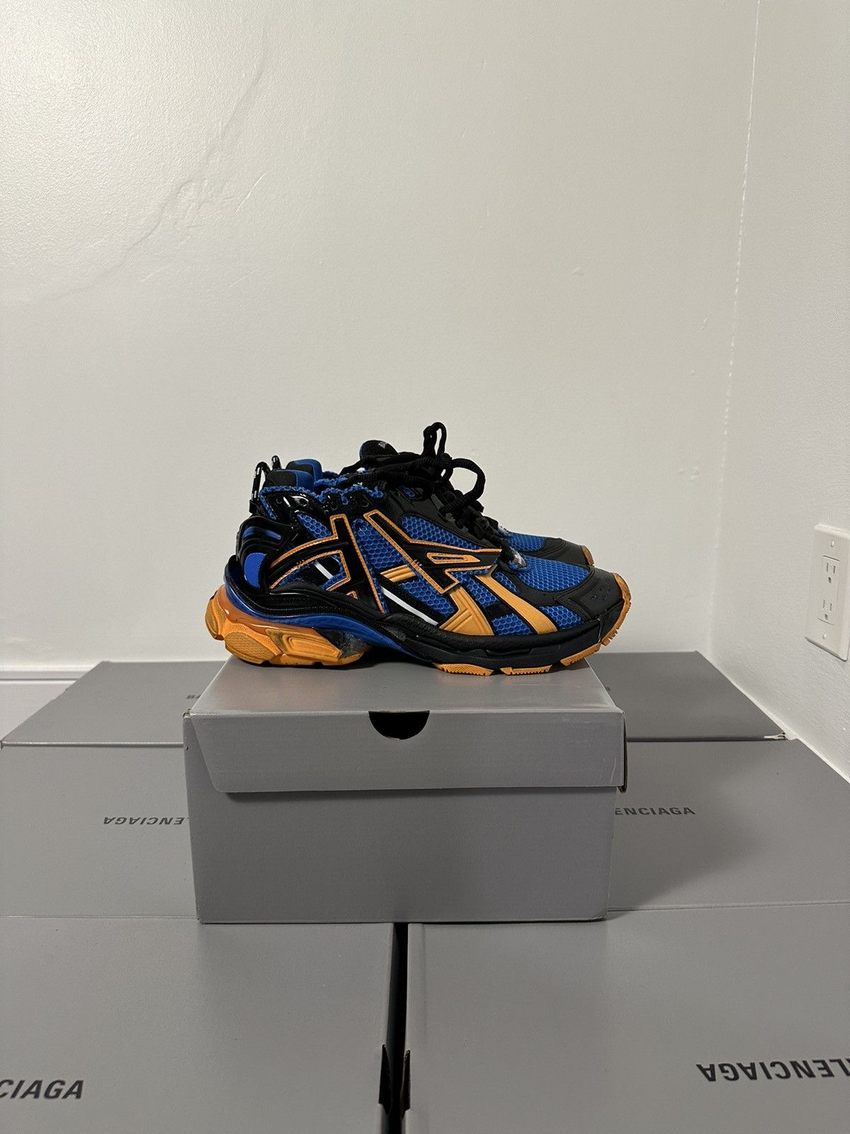 Balenciaga Balenciaga Blue/Orange Runner Shoe Size US 9 / EU 42 - 3 Thumbnail