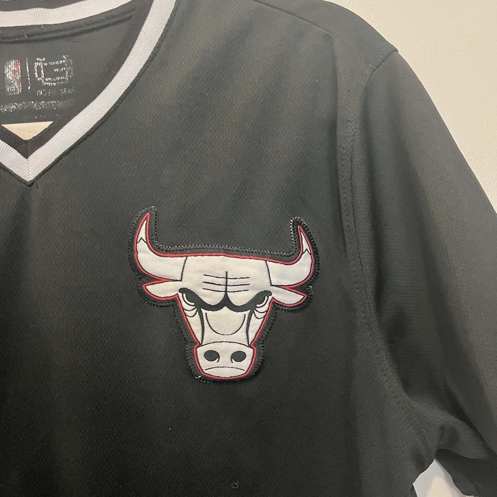 NBA NBA Ultra Game Chicago Bulls Shooting Shirt WarmUp Sz M Size US M / EU 48-50 / 2 - 4 Thumbnail