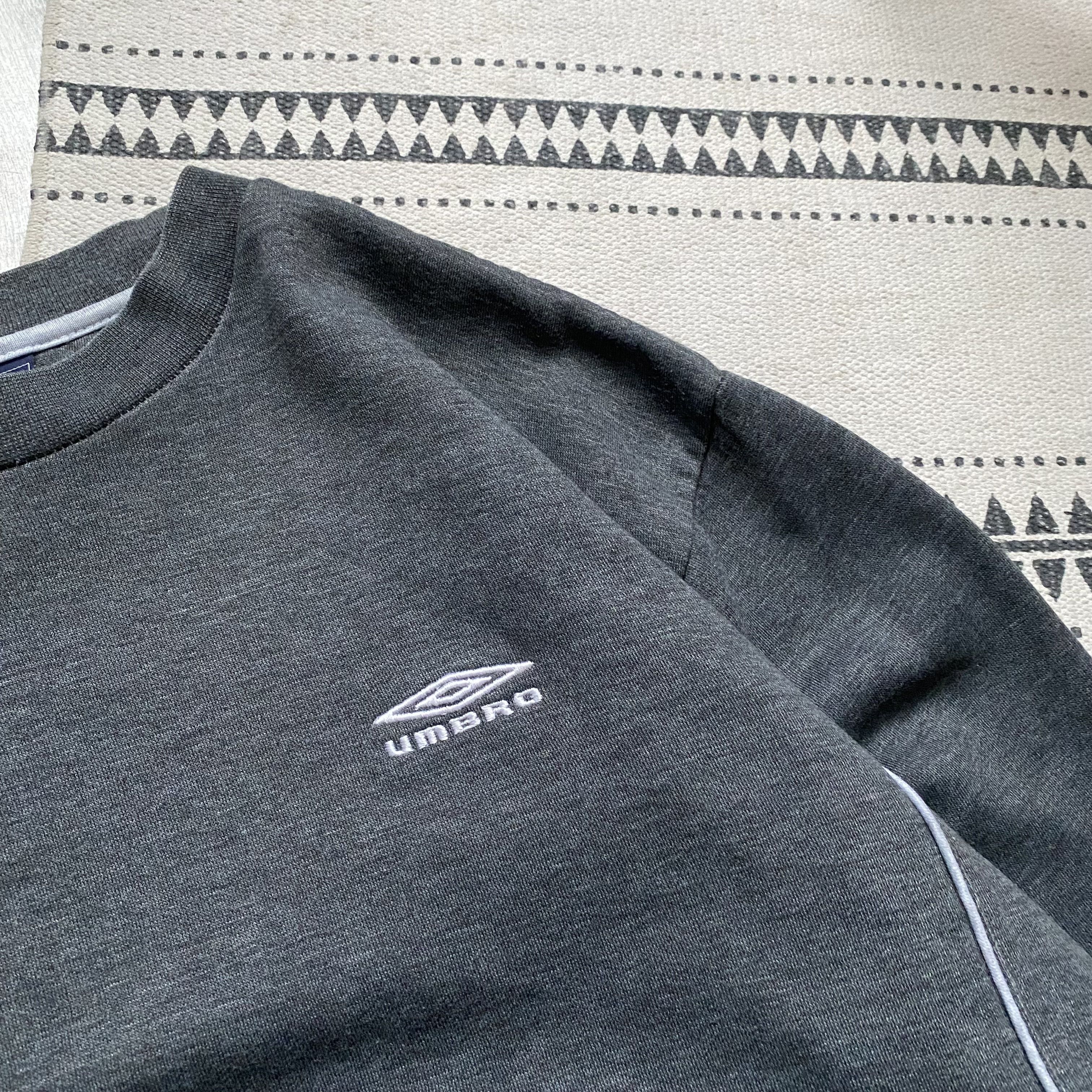 Umbro 🦍 Vintage 90s Umbro Boxy sweatshirt Y2K Crewneck Size US M / EU 48-50 / 2 - 4 Thumbnail