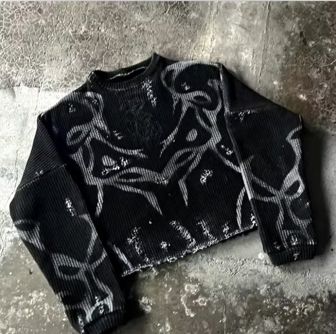 Other Black and Grey Knitted cropped sweater Size US L / EU 52-54 / 3 - 2 Thumbnail
