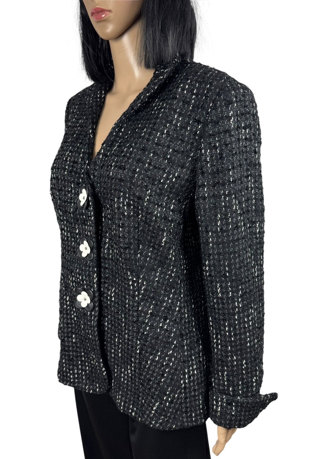 Escada Escada Tweed Wool-Rayon Coat Flowers Buttons size DE42 IT48 Size XL / US 12-14 / IT 48-50 - 5 Thumbnail