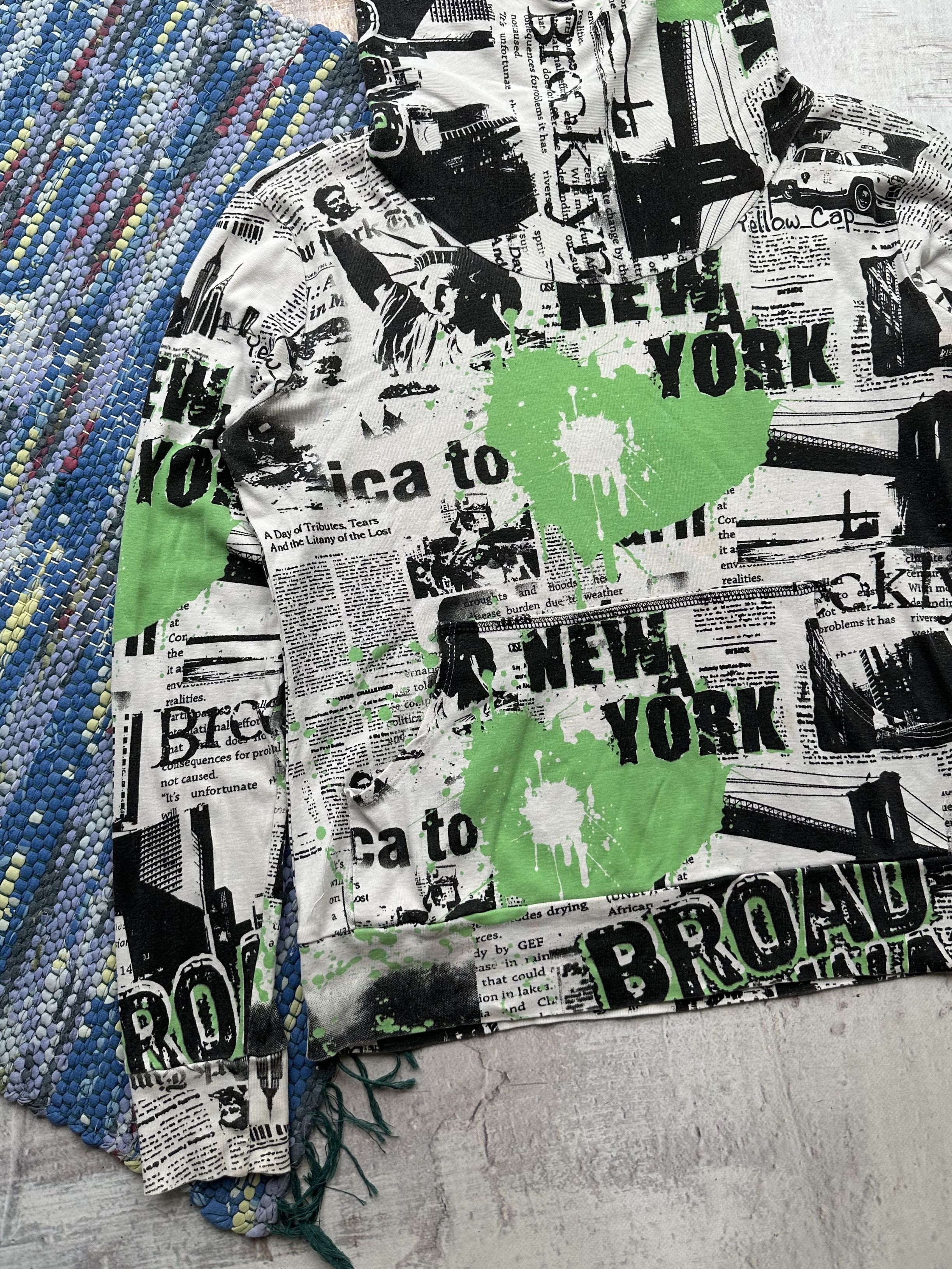Japanese Brand Vintage Printed Cropped Hoodie A543(613)D15 Size US S / EU 44-46 / 1 - 3 Thumbnail