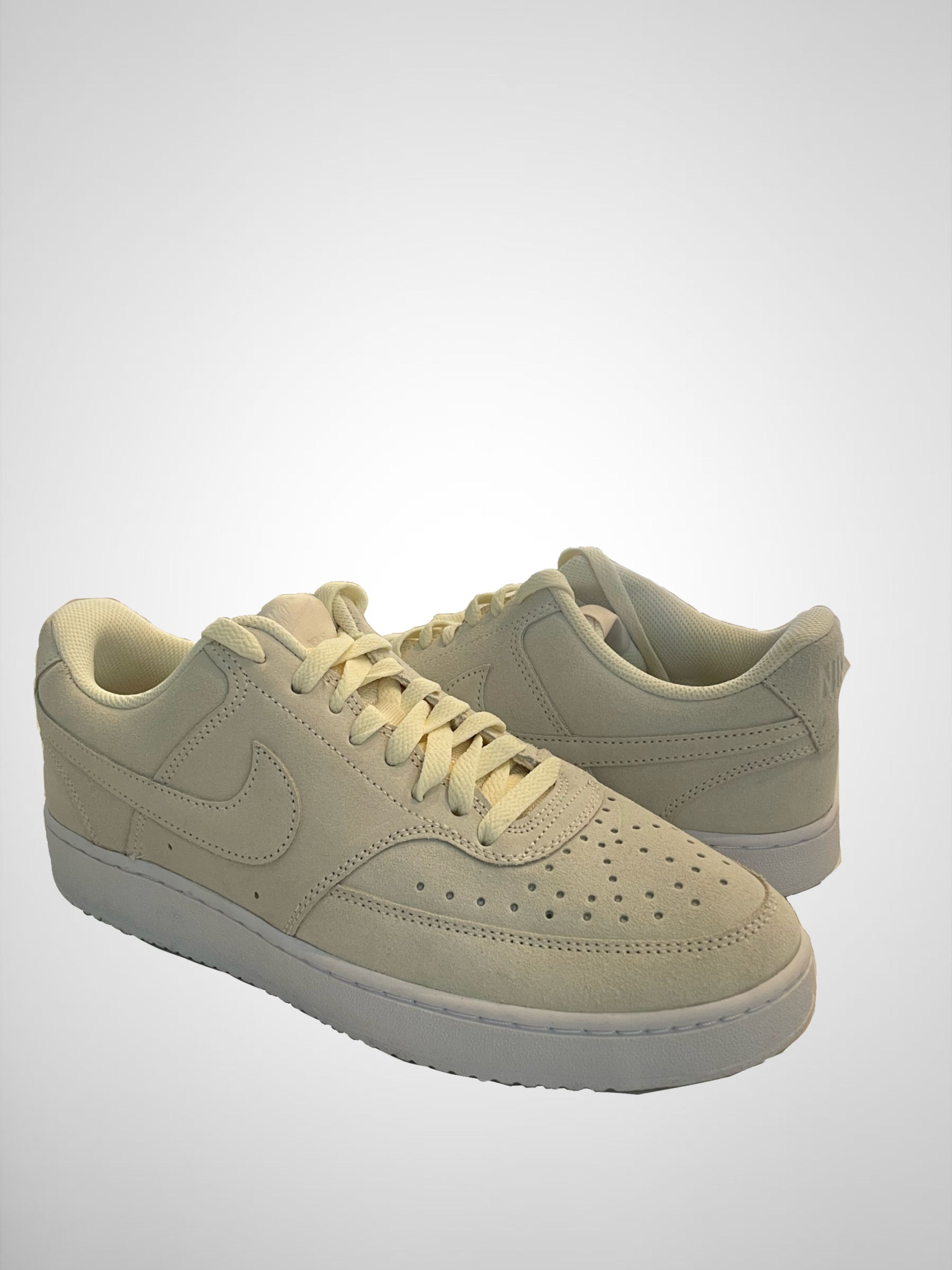 Nike BRAND NEW NEVER WORN UNISEX (wmns) Nike cloth low top Size US 11 / IT 41 - 4 Thumbnail