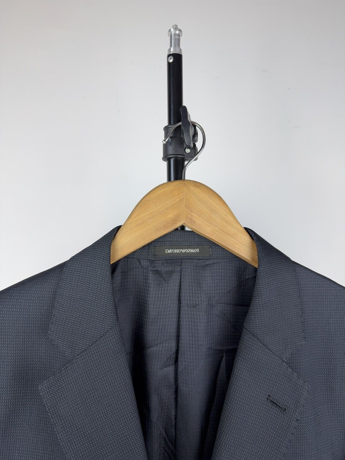 Emporio Armani Luxury 00s Emporio Armani G Line Classic Navy Blazer Size 44R - 8 Thumbnail