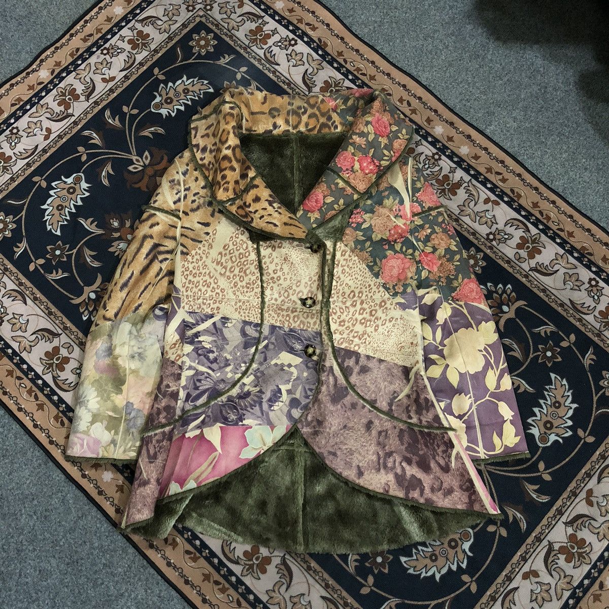 Japanese Brand Vintage Coat Pattern Lapis Suede Fur Bohemian Size L / US 10 / IT 46 - 1 Thumbnail