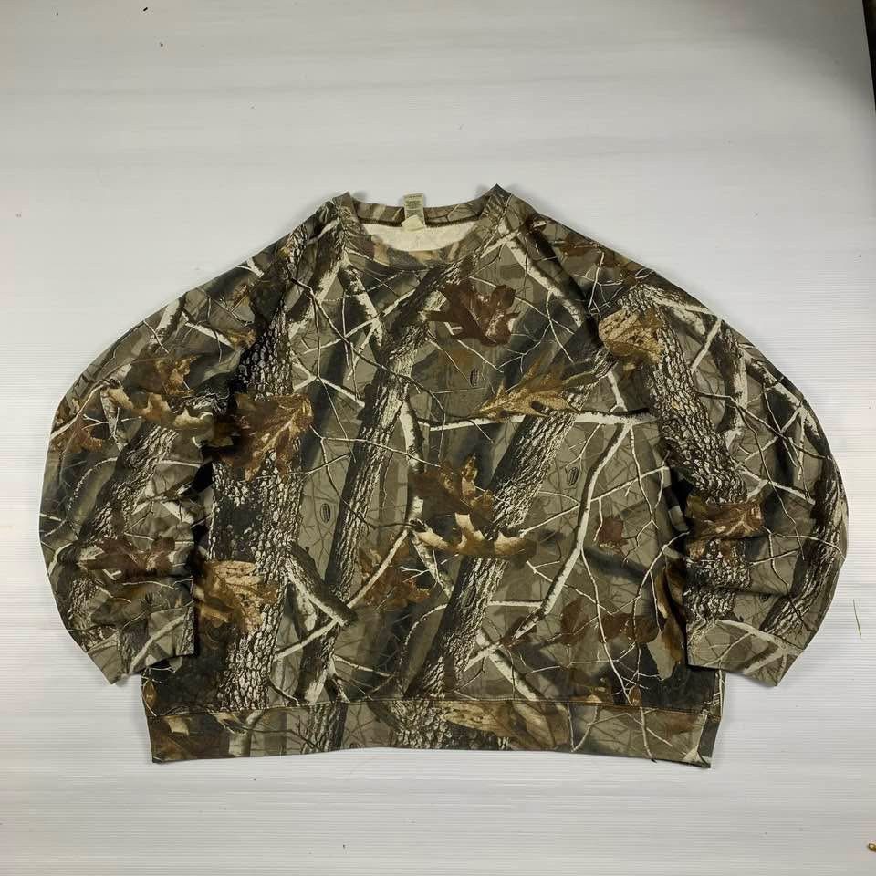 Carhartt × Vintage Crazy Vintage Faded Carhartt Style Realtree Camo Crewneck Size US XXL / EU 58 / 5 - 1 Thumbnail