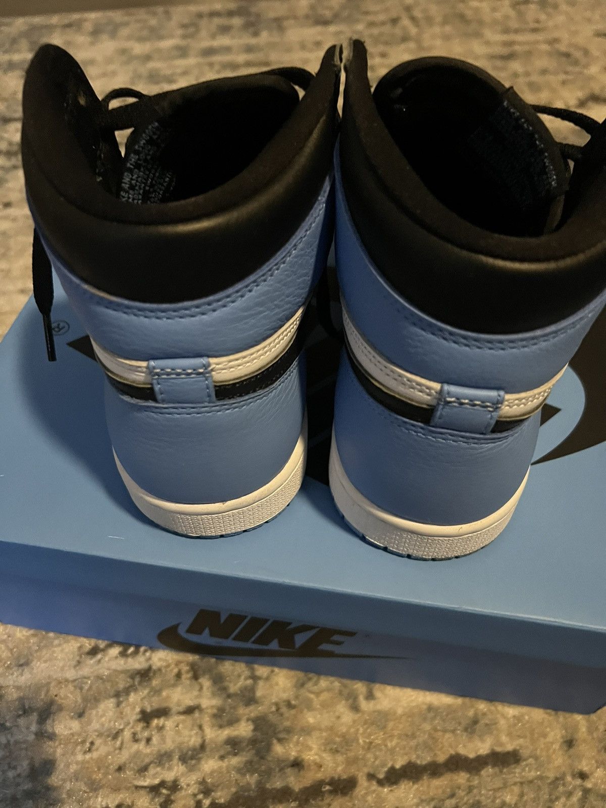 Nike Jordan 1 university blue Size US 8 / EU 41 - 5 Thumbnail