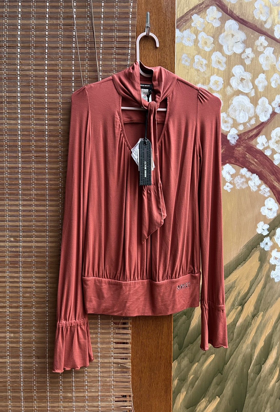 Miss Sixty × Vintage Miss Sixty Shawl Collar Brick Modal Blouse 2000s Fashion Size XS / US 0-2 / IT 36-38 - 1 Thumbnail