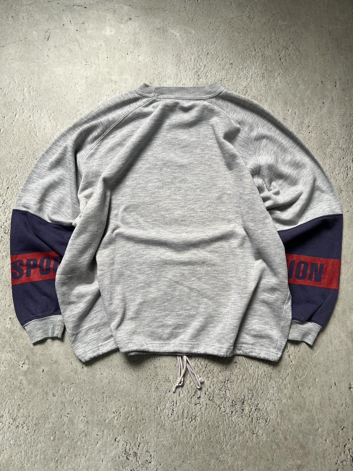 Vintage Vintage USA americana boxy fit hoodie y2k Size US L / EU 52-54 / 3 - 7 Thumbnail