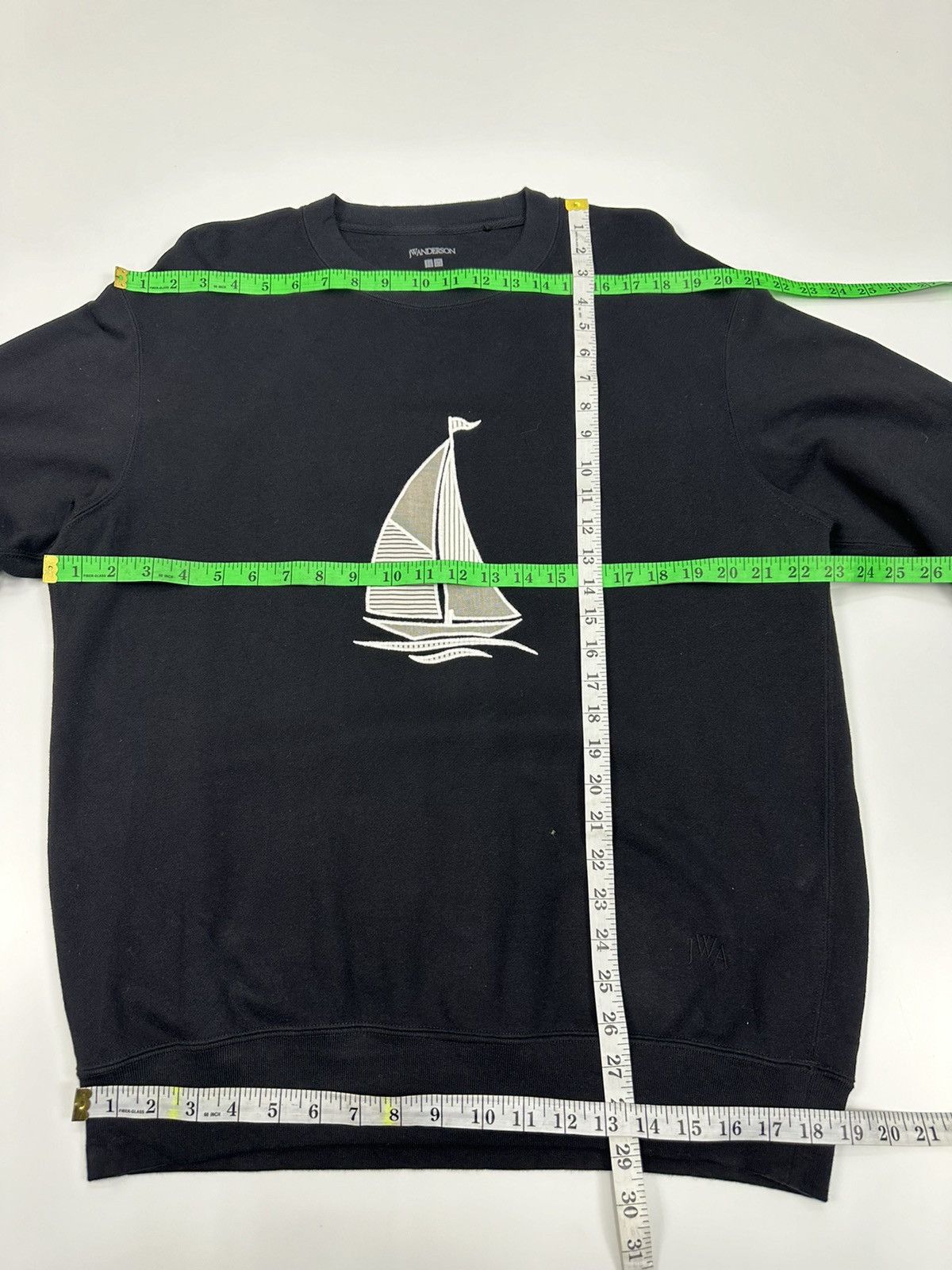 JW Anderson × Uniqlo JW Anderson Black Crewneck Sweatshirt A616 Size US L / EU 52-54 / 3 - 8 Thumbnail