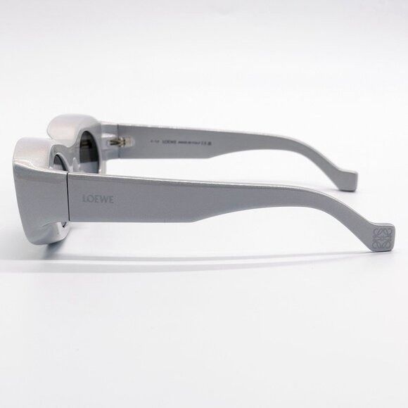 Loewe NEW LOEWE SUNGLASSES LW40033I 24C SILVER UNISEX EYEWEAR Size ONE SIZE - 7 Thumbnail