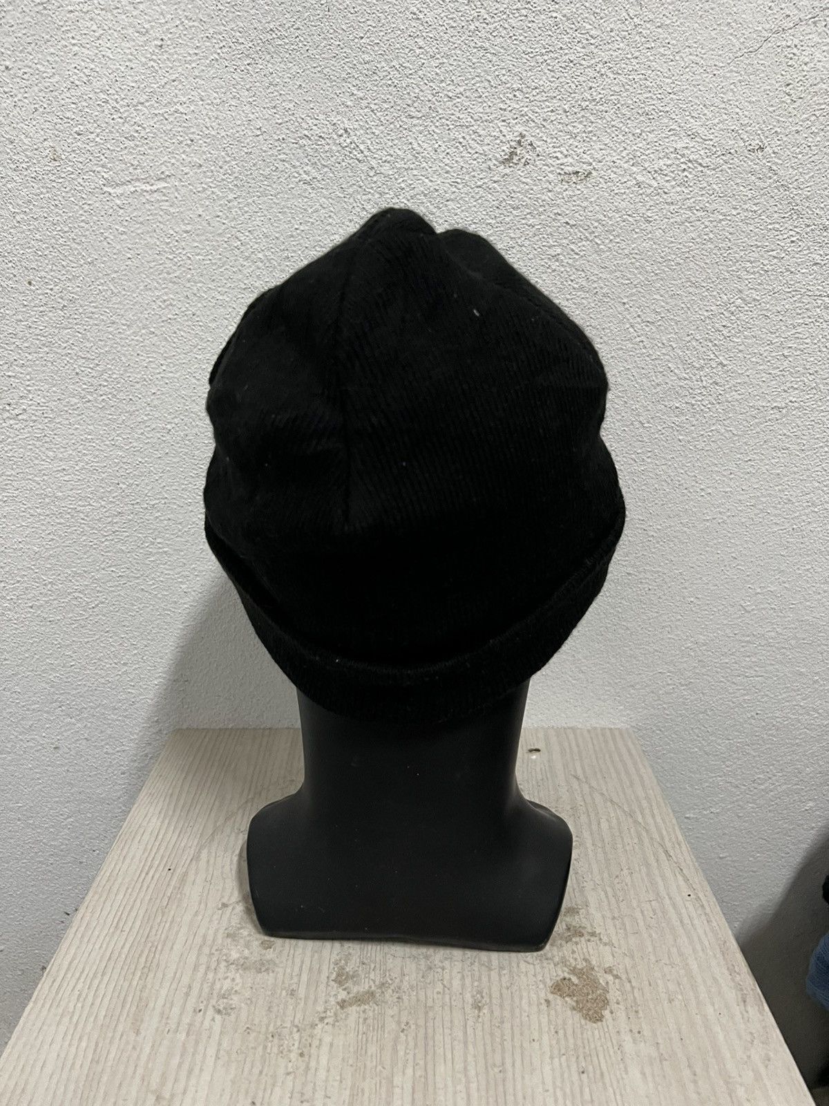 Vintage Vintage H&M Plain Beanie Hat Size ONE SIZE - 5 Thumbnail