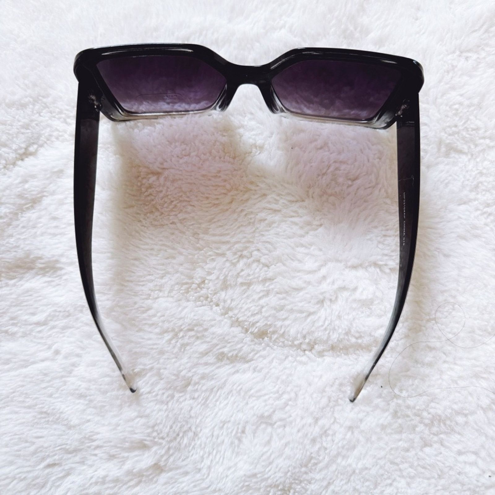 Other Junia Clear Black Oversized Sunglasses Size ONE SIZE - 6 Thumbnail
