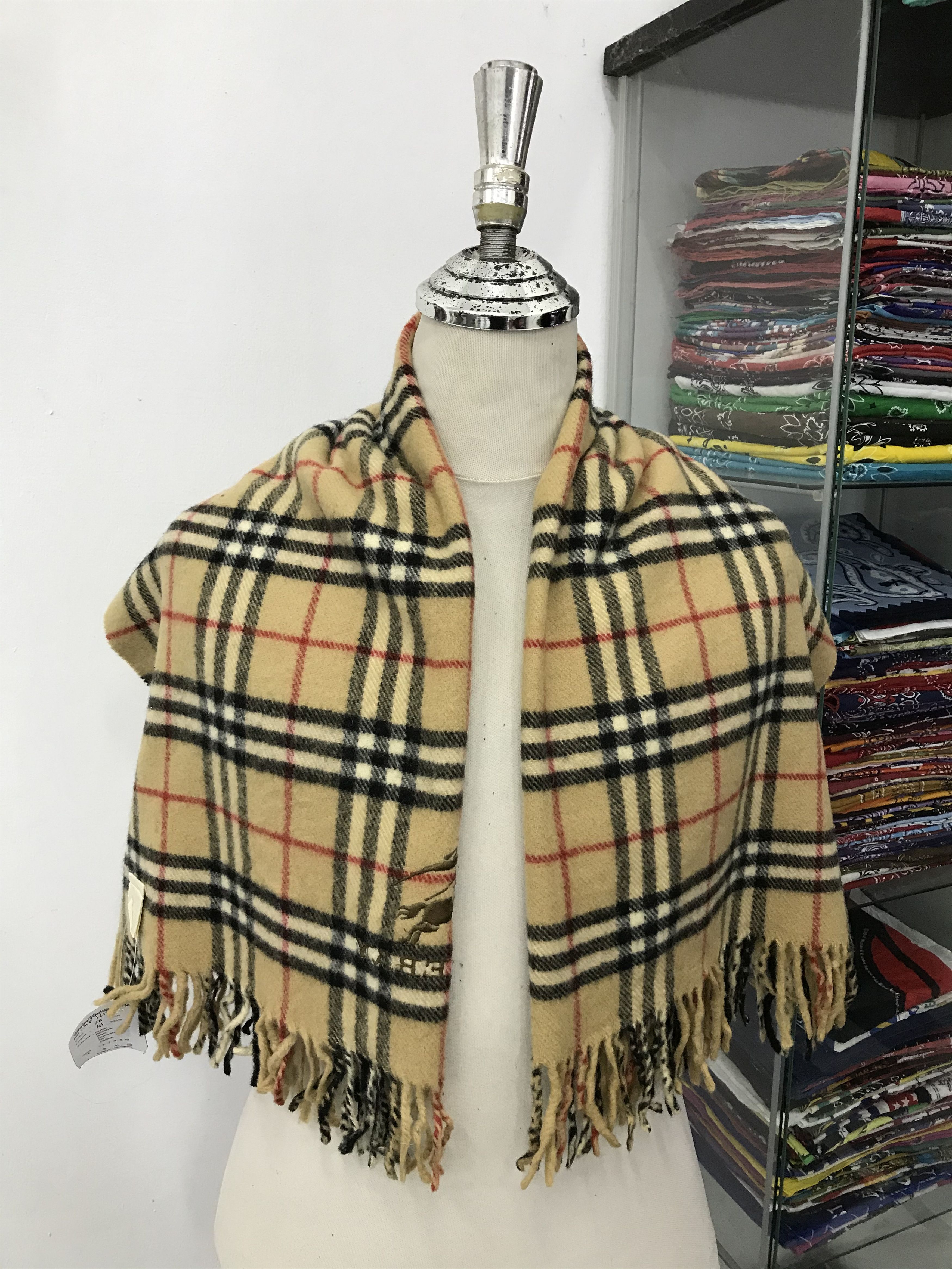 Burberry Vintage Burberry Scarf/Muffler/Neckwear MF1613 Size ONE SIZE - 2 Thumbnail