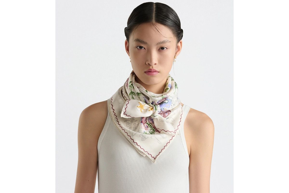 Dior o1bcso1str0226 Size:OS/90 Square Scarf in Multicolor Size ONE SIZE - 3 Thumbnail