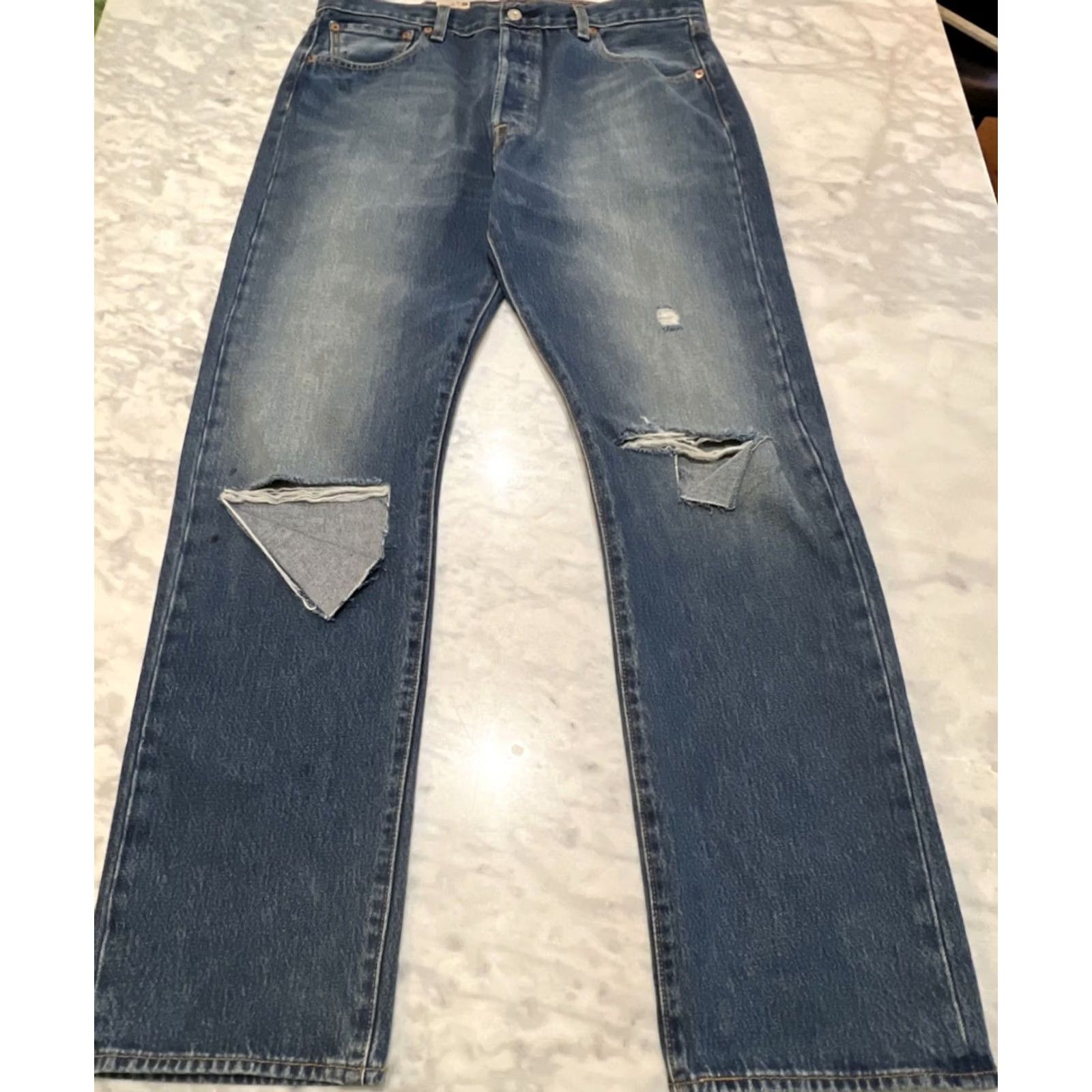 Levi's Levi’s 501 ‘93 Straight Jeans Men 36x34 Blue Button Fly Thrashed Faded NWT Size US 36 / EU 52 - 2 Thumbnail