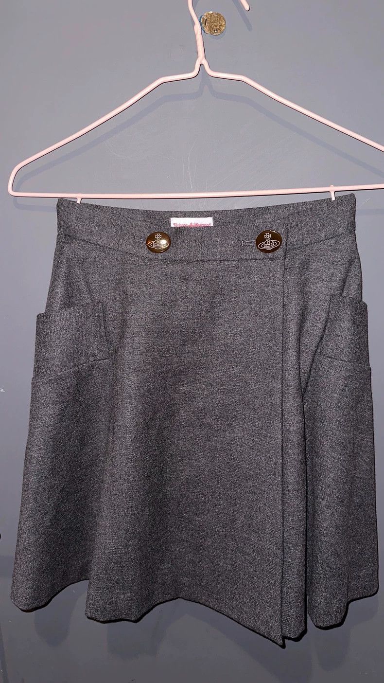 Vivienne Westwood Vivienne Westwood size3 Black and grey suit Size 26" / US 2 / IT 38 - 3 Thumbnail