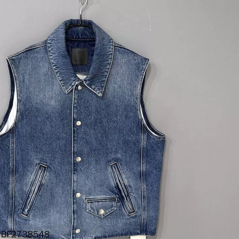 Givenchy Givenchy New embroidered logo washed denim vest jacket Size US M / EU 48-50 / 2 - 1 Thumbnail