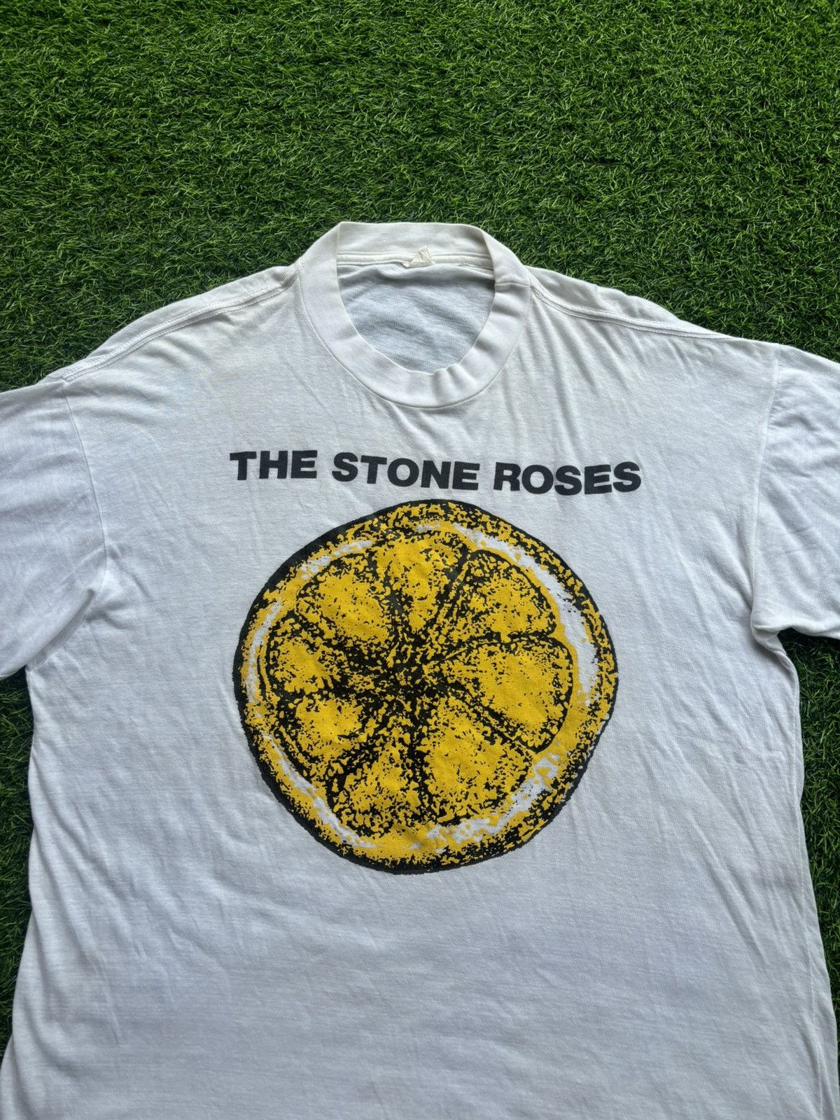 Band Tees Vintage 90's The Stone Roses Tshirt Size US XL / EU 56 / 4 - 2 Thumbnail