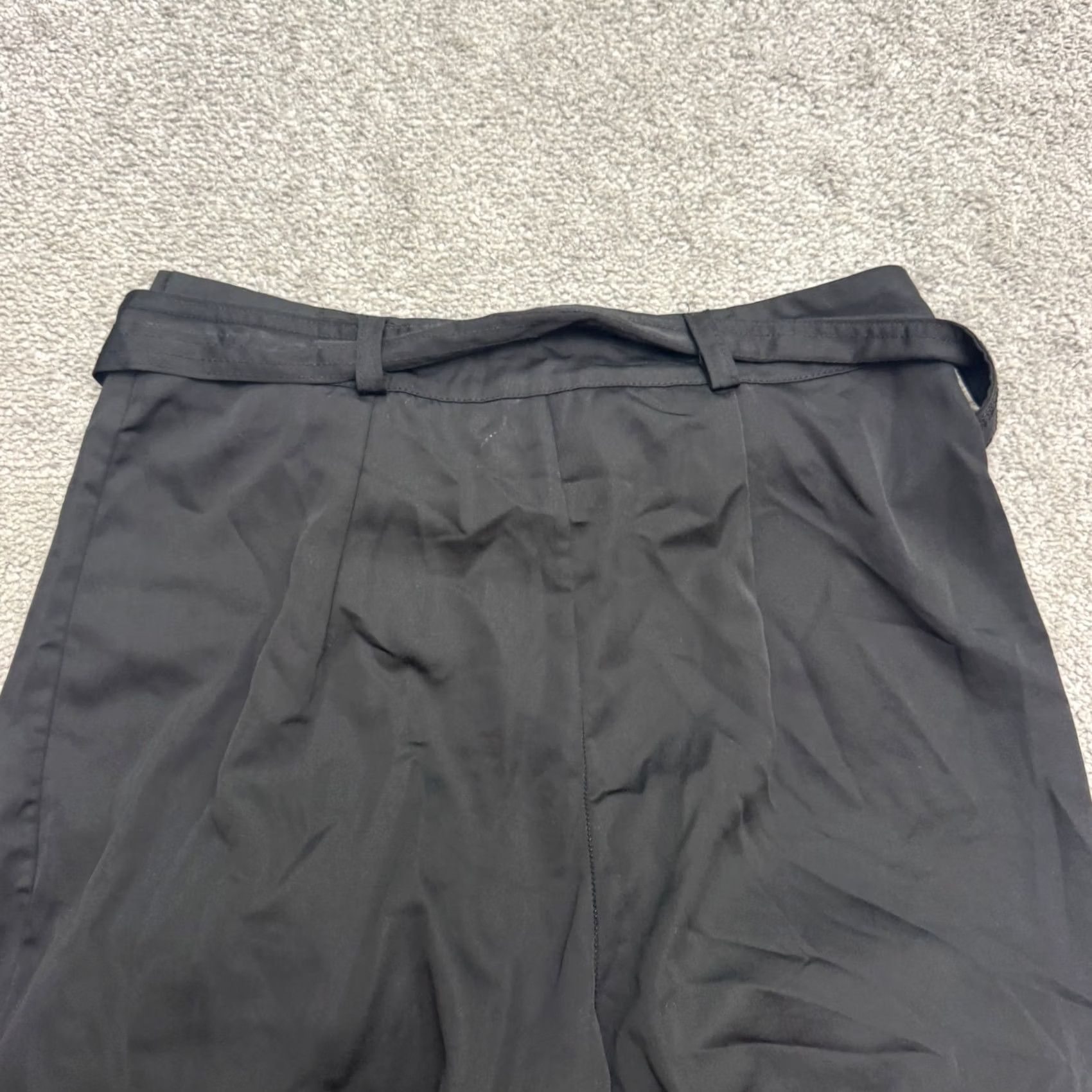 Boohoo Boohoo Black High Rise Pleated Paperbag Tapered Pants Womens 8 Formal Casual Workwear Belted Size 30" / US 8 / IT 44 - 4 Thumbnail