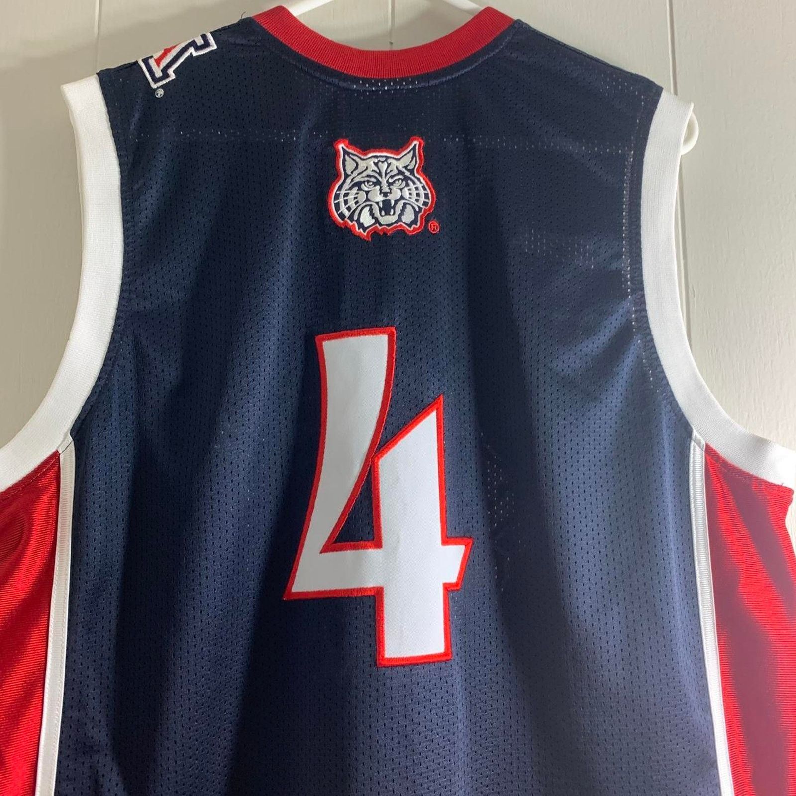 Zephyr vintage Y2K 2000s ARIZONA WILDCATS MIKE BIBBY #4 jersey tank Size US L / EU 52-54 / 3 - 7 Thumbnail