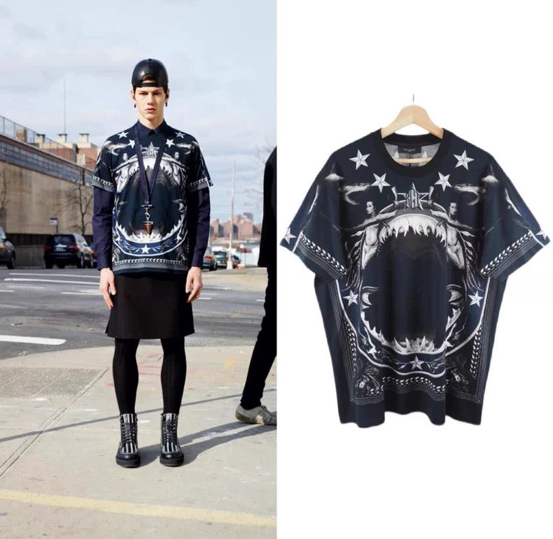 Givenchy Givenchy black shark mouth short sleeve Size US S / EU 44-46 / 1 - 1 Thumbnail