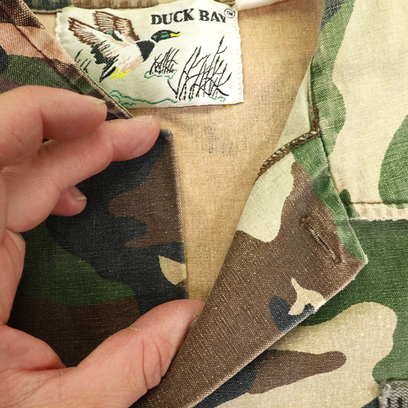 Vintage VINTAGE Duck Bay Shirt Mens Large Brown Green Camo Marines Hunting Sleeveless Size US L / EU 52-54 / 3 - 3 Thumbnail