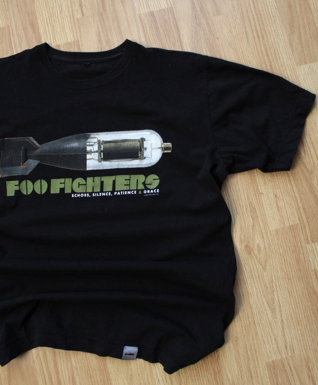 Band Tees 🔥 Foo Fighters 2007 Europe Tour Vintage Band T Shirt Tee Size US L / EU 52-54 / 3 - 2 Thumbnail