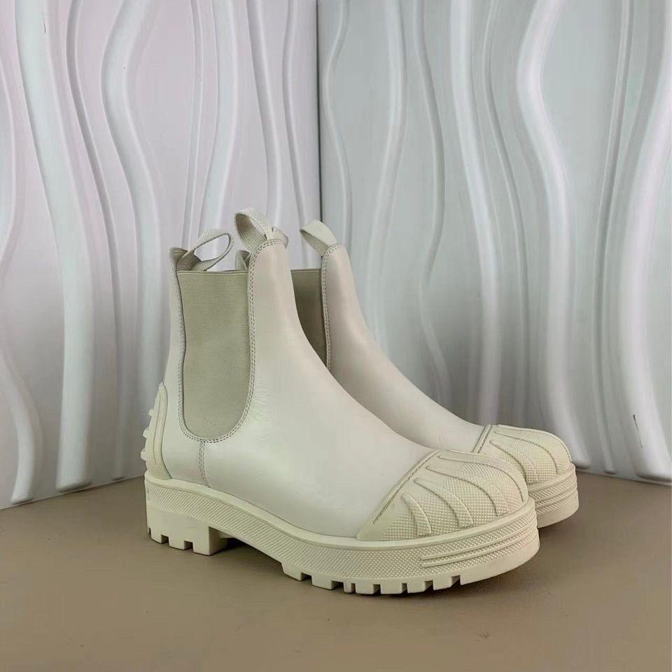 Dior Christian Dior Ladies White Calfskin Chelsea Boots Size 37 Size US 7 / IT 37 - 6 Thumbnail