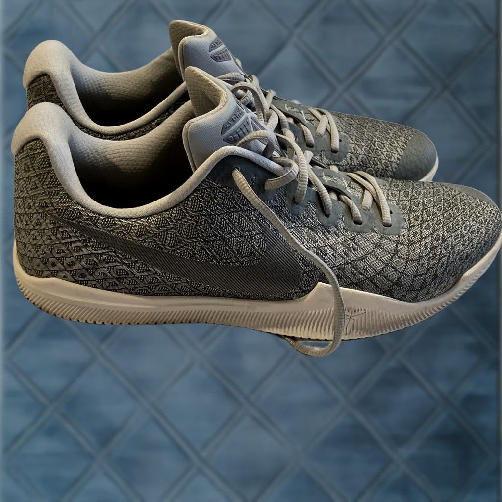 Nike Nike Kobe Mamba Instinct Sneaker 2016 Pure Platinum Gray Men's Size 12 852473-002 Size US 11 / EU 44 - 1 Thumbnail