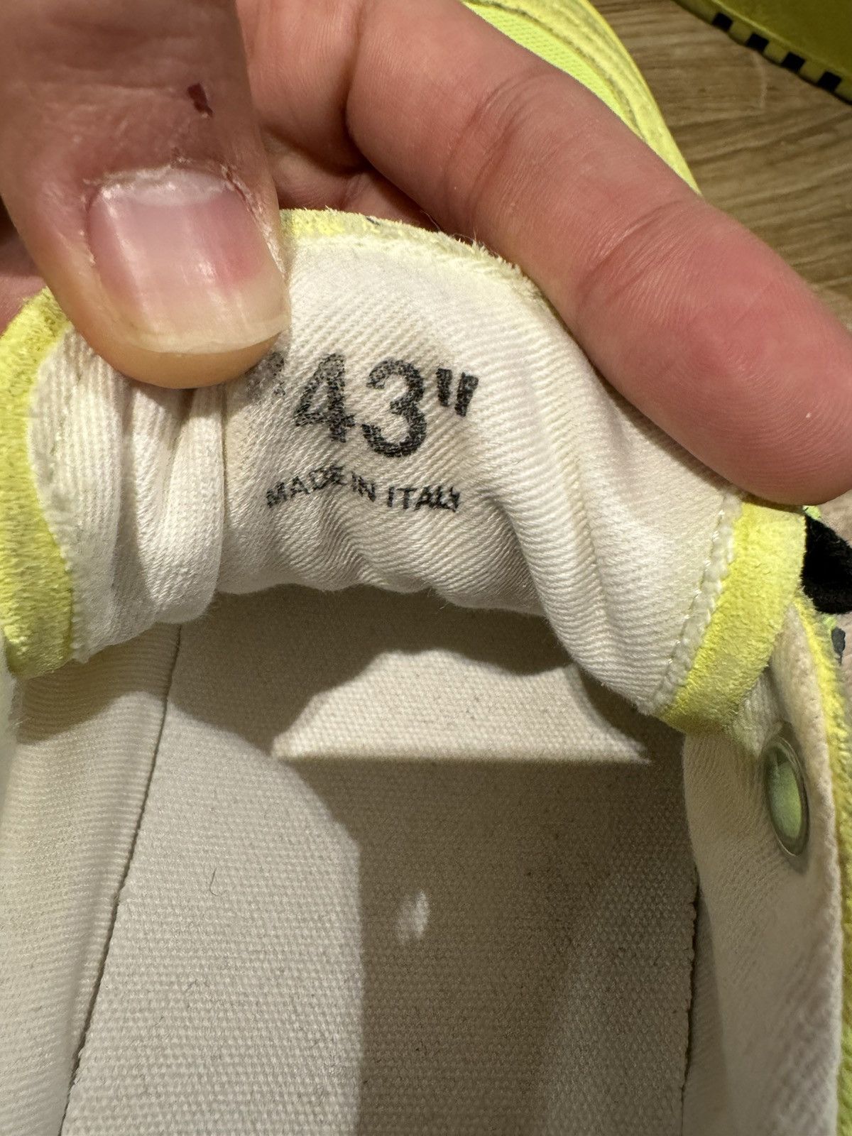 Off-White Fluo Yellow Offwhite 1.0 Size US 10 / EU 43 - 8 Thumbnail