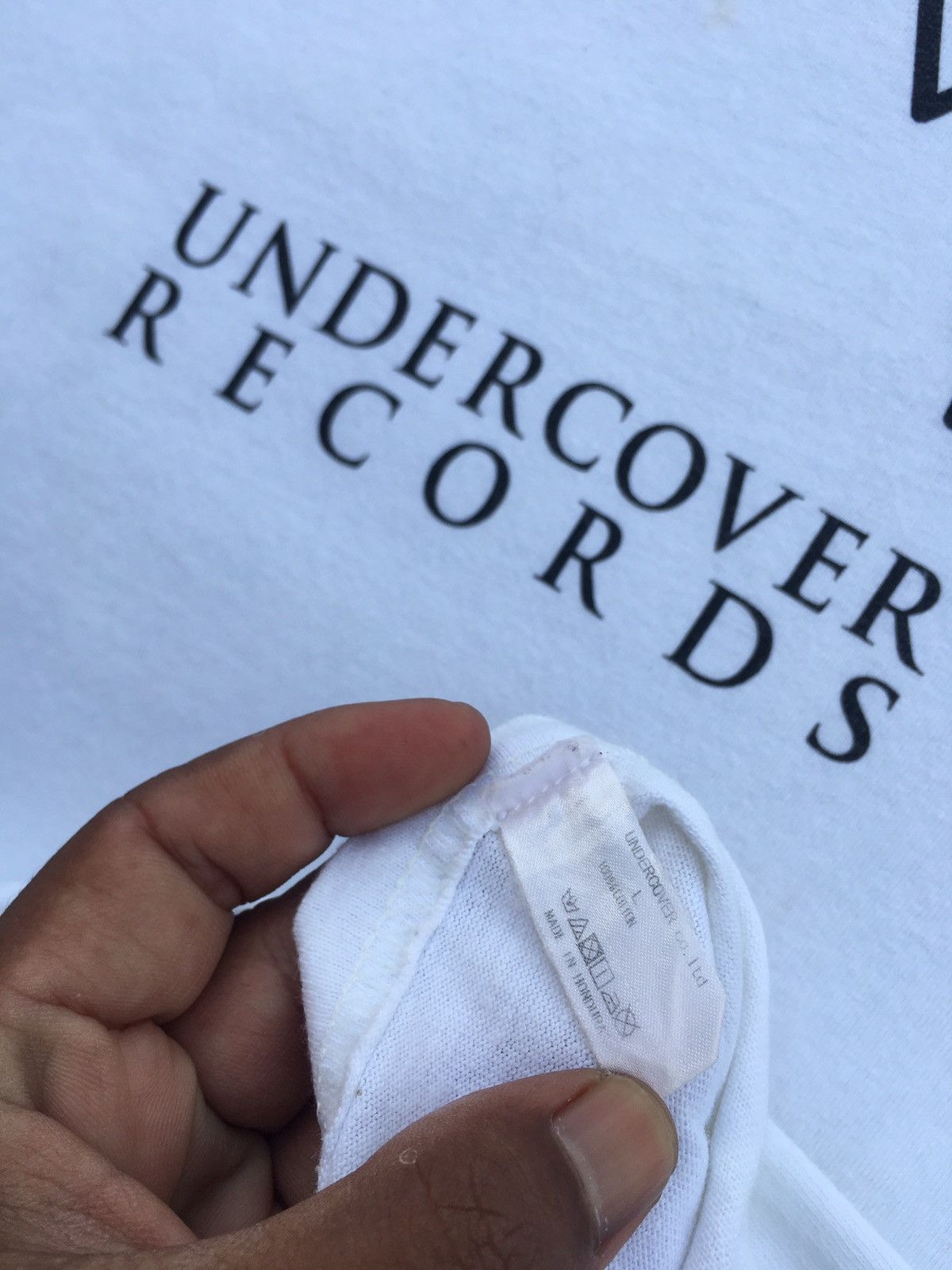 Undercover Rare UNDERCOVER Records “WAHNFRIEDEN” Spellout Tshirt Size US L / EU 52-54 / 3 - 14 Thumbnail