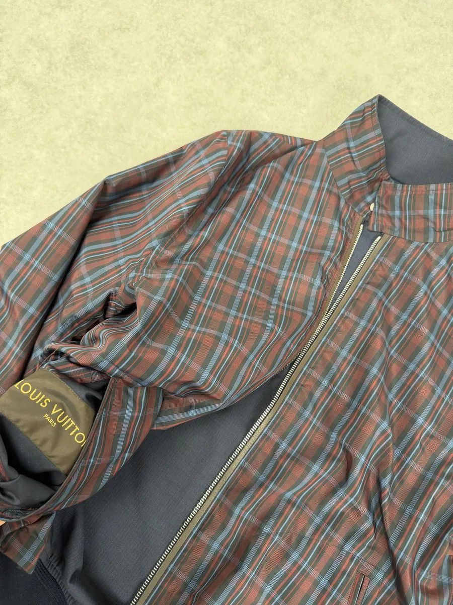 Louis Vuitton Louis Vuitton Navy Blue & Tartan Reversible Windbreaker Jacket Size US S / EU 44-46 / 1 - 14 Thumbnail