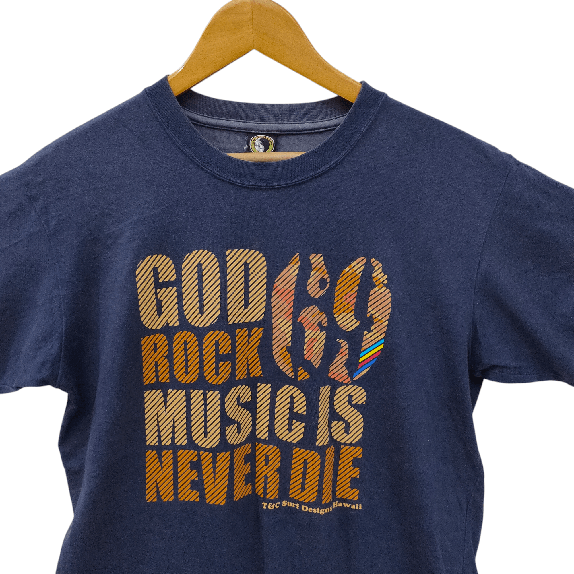 Vintage Vintage T&C God Rock Music Is Never Die Surf x Rock Fusion Size US M / EU 48-50 / 2 - 6 Thumbnail