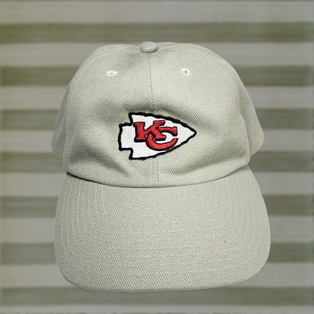 NFL VINTAGE NFL Kansas City KC Baseball Style Hat Cap With Strap Beige 90's Mens Adjustable Hat Cap Beige KC Football Style Cap Size ONE SIZE - 1 Thumbnail