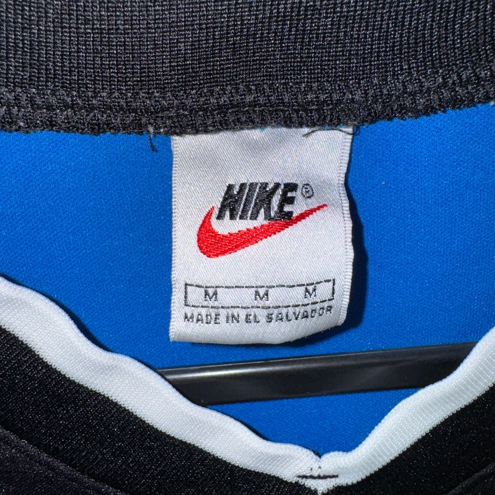 Nike Vintage Y2K Nike 1990s tracy tremors soccer football jersey Size US M / EU 48-50 / 2 - 3 Thumbnail