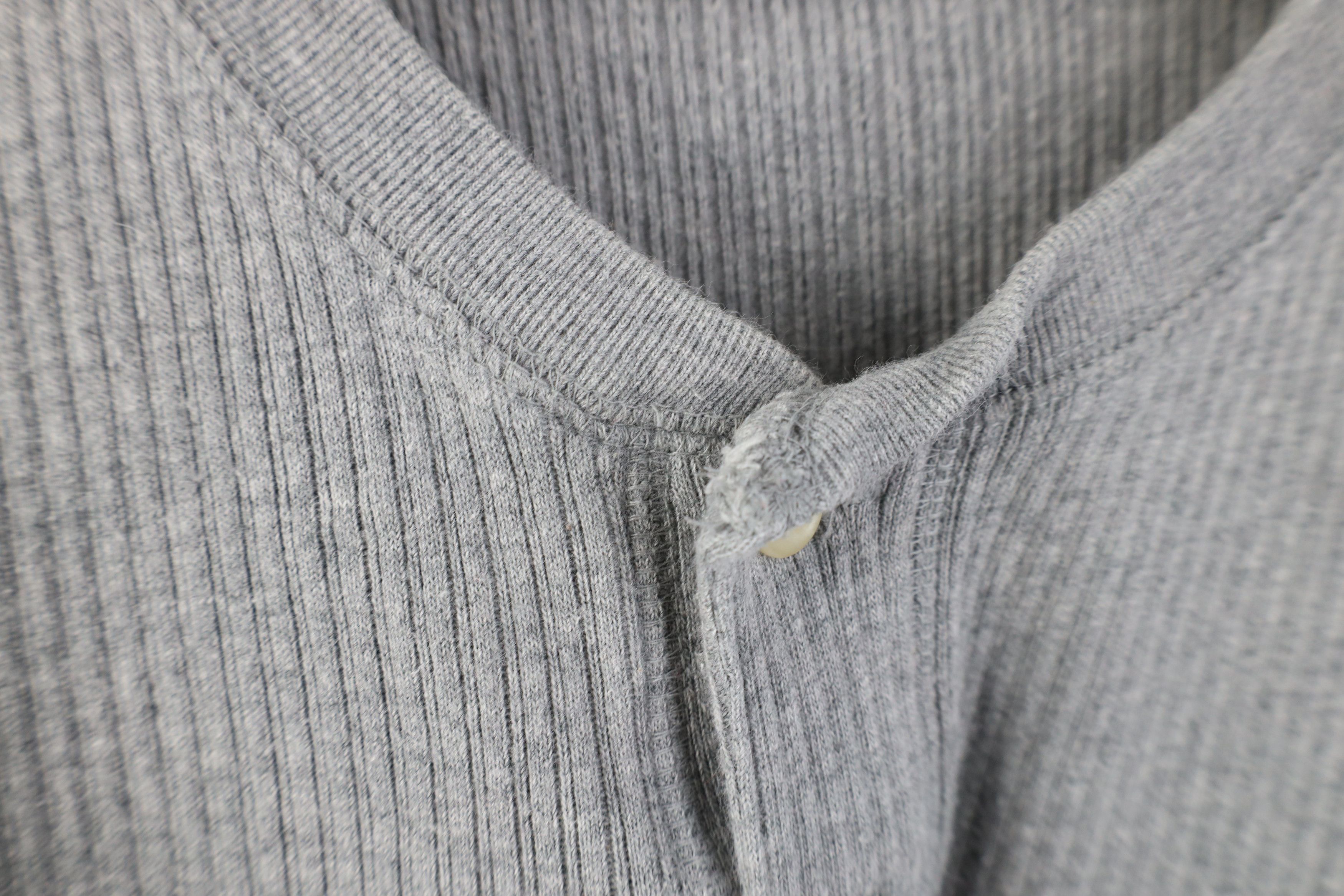 Vintage Vintage 90s Y2K Streetwear Knit Long Sleeve Henley T-Shirt Size US L / EU 52-54 / 3 - 5 Thumbnail