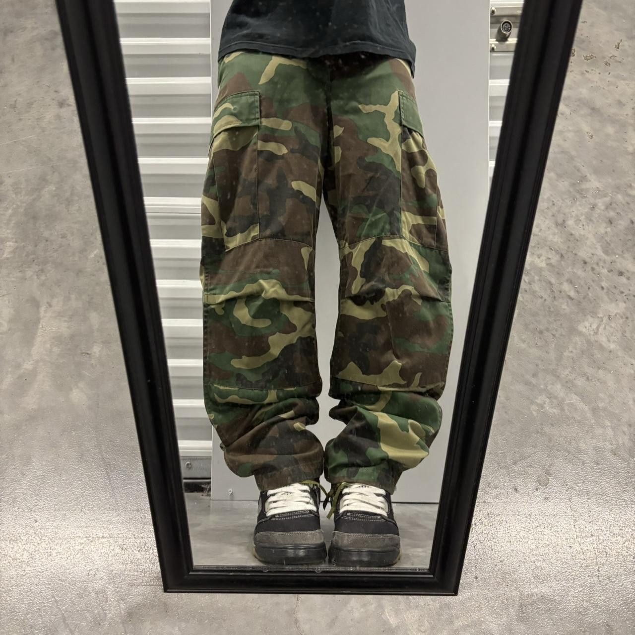Japanese Brand × Vintage Crazy Vintage Y2K/2000s Military Camo Streetwear Skater Cargo Pants! Size US 27 - 1 Thumbnail