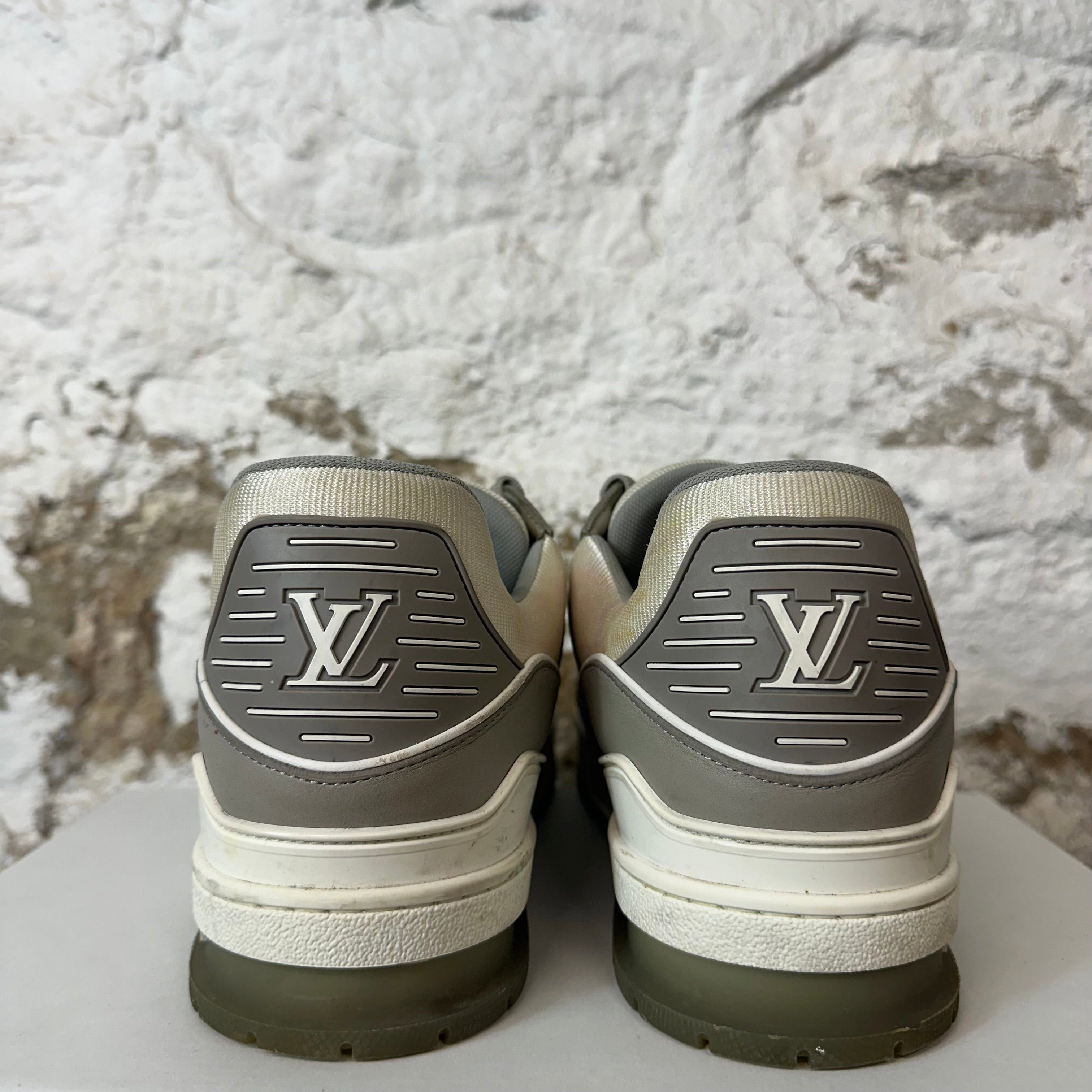 Louis Vuitton Louis Vuitton Grey White Trainer Sz 11.5 (10LV) Size US 11.5 / EU 44-45 - 5 Thumbnail