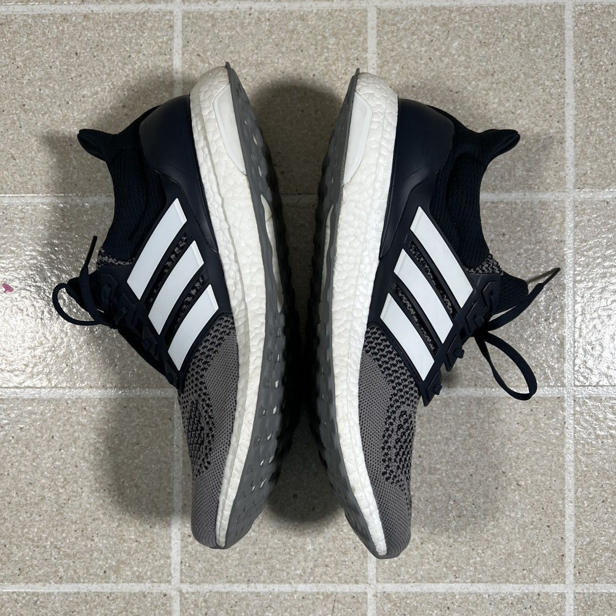 Adidas Adidas Ultraboost 1.0 Legend Cloud White Grey Running Sz 13 Size US 13 / EU 46 - 7 Thumbnail