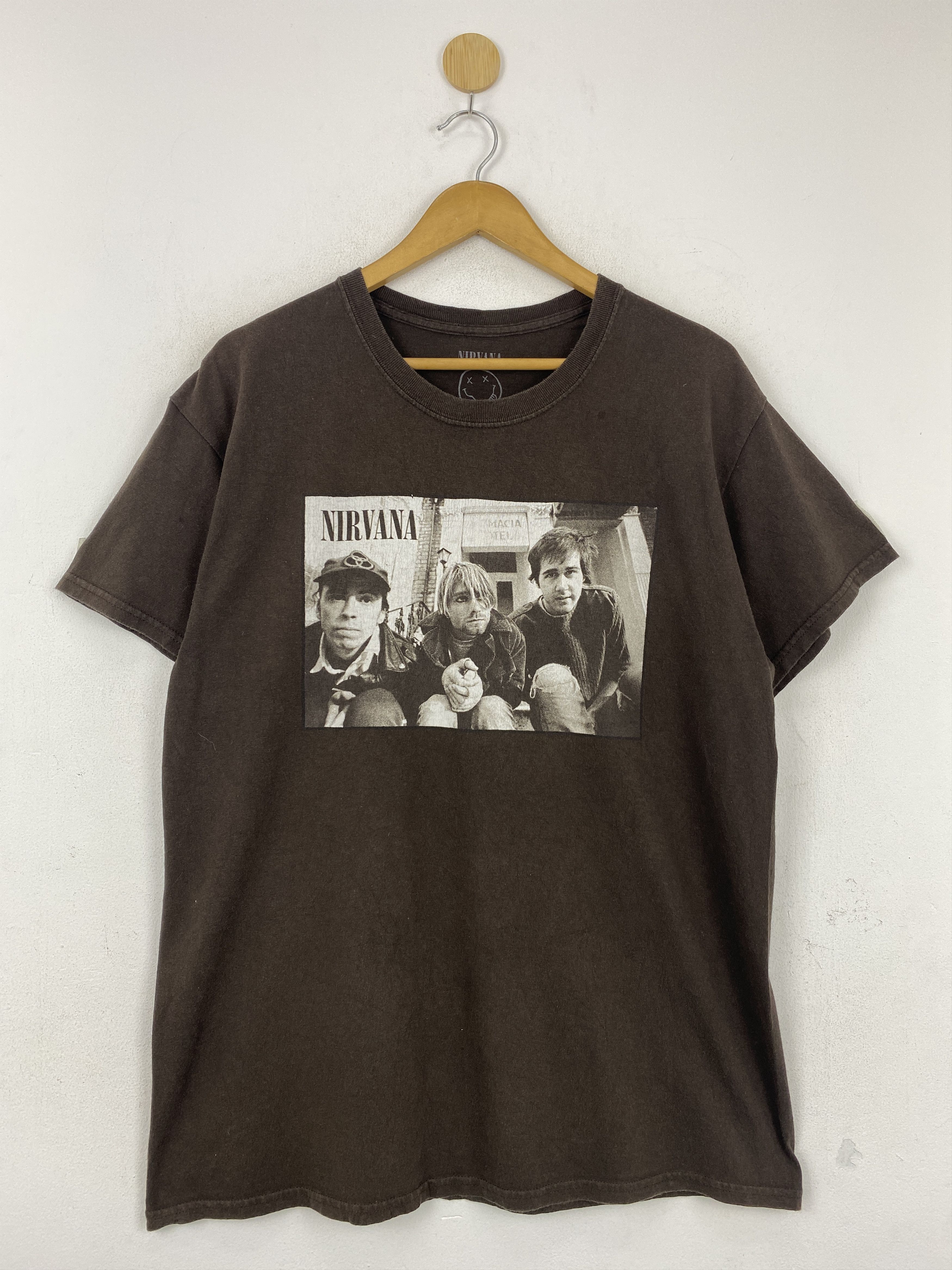 Band Tees × Nirvana × Vintage Vintage Y2k Nirvana Band T Shirt TA0662 Size US L / EU 52-54 / 3 - 1 Thumbnail
