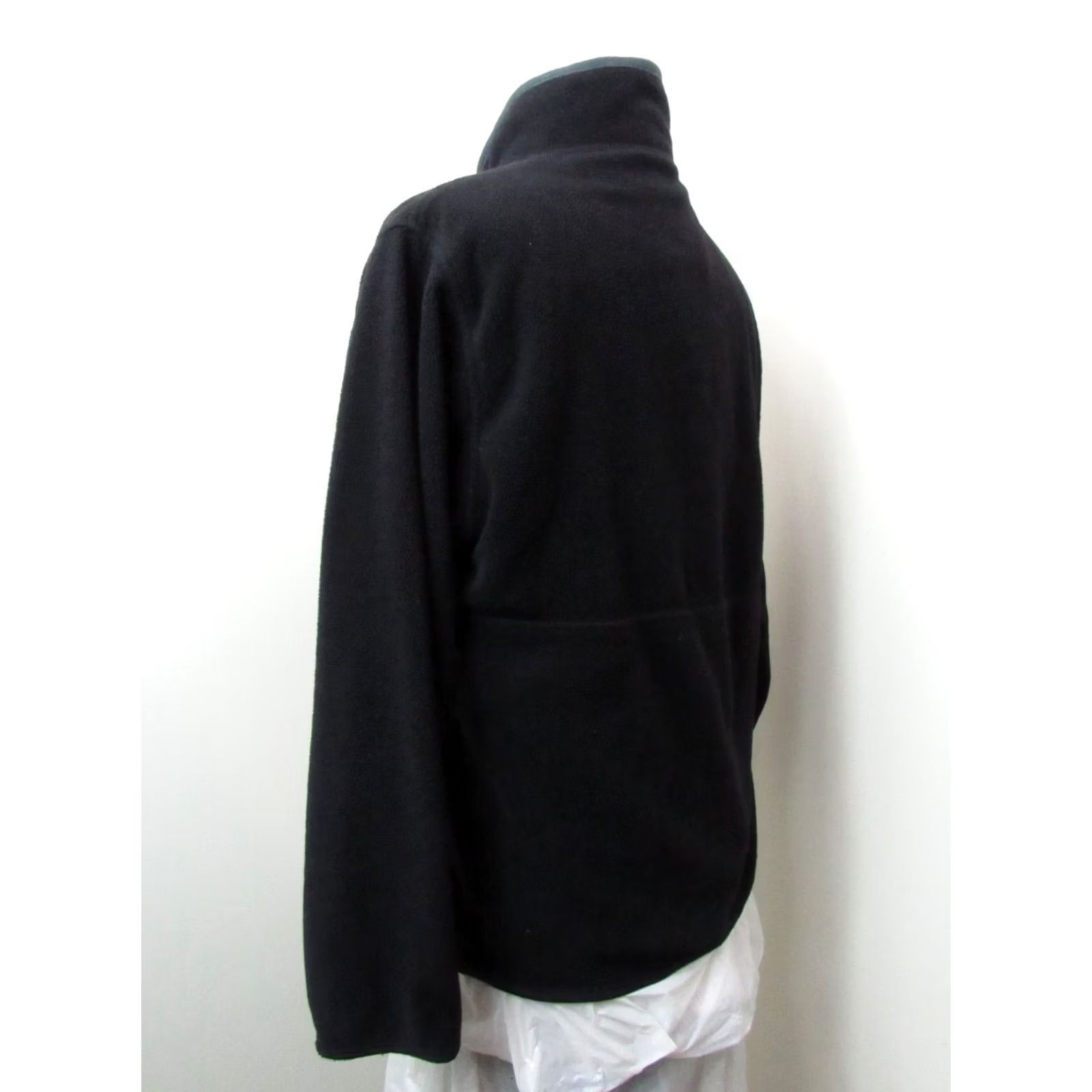 Patagonia VINTAGE Patagonia Synchilla 1/2 Zip Pullover Fleece Jacket Size Medium Black Size US M / EU 48-50 / 2 - 6 Thumbnail