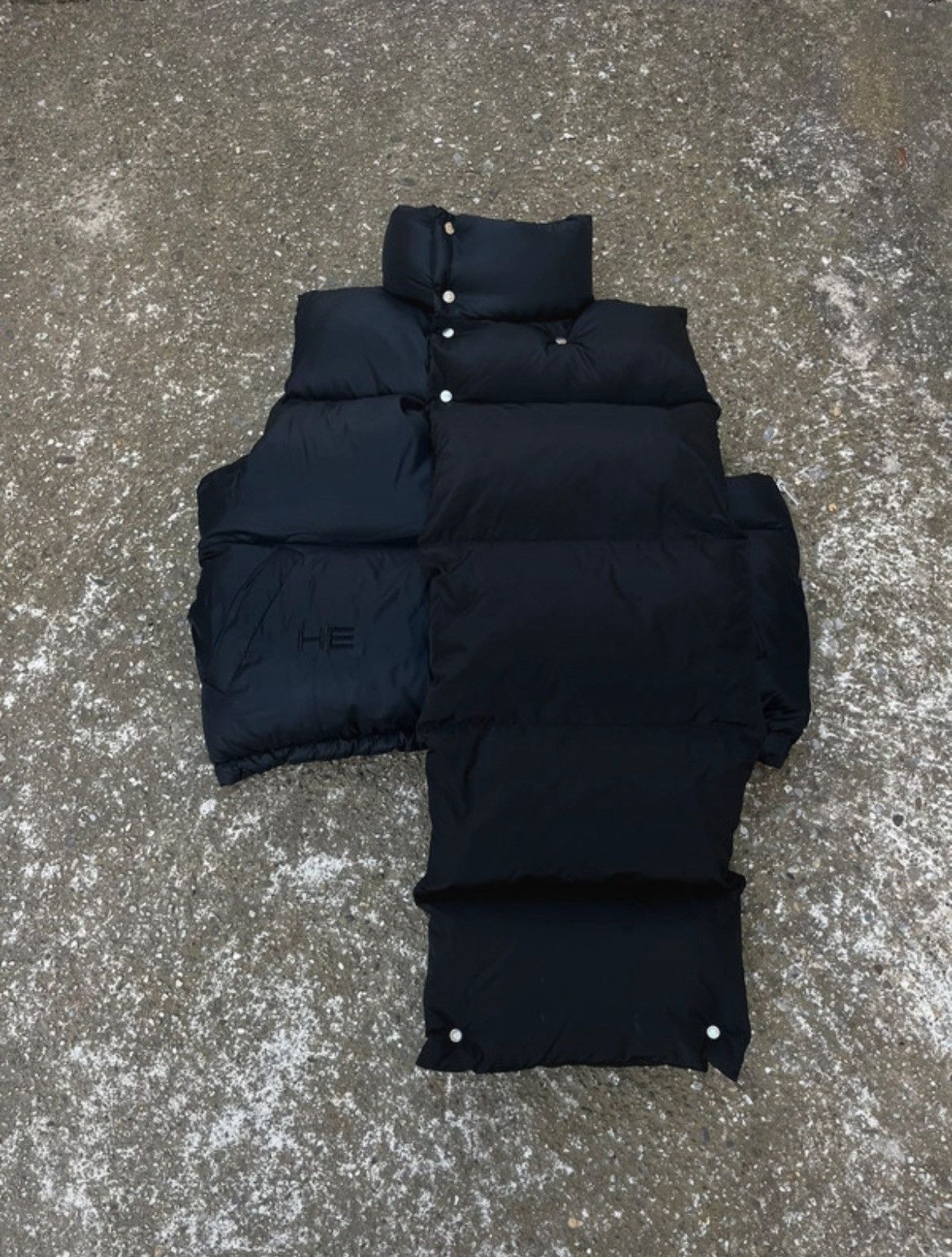 Heliot Emil Heliot Emil black padded sample asymmetric vest Size US L / EU 52-54 / 3 - 1 Thumbnail