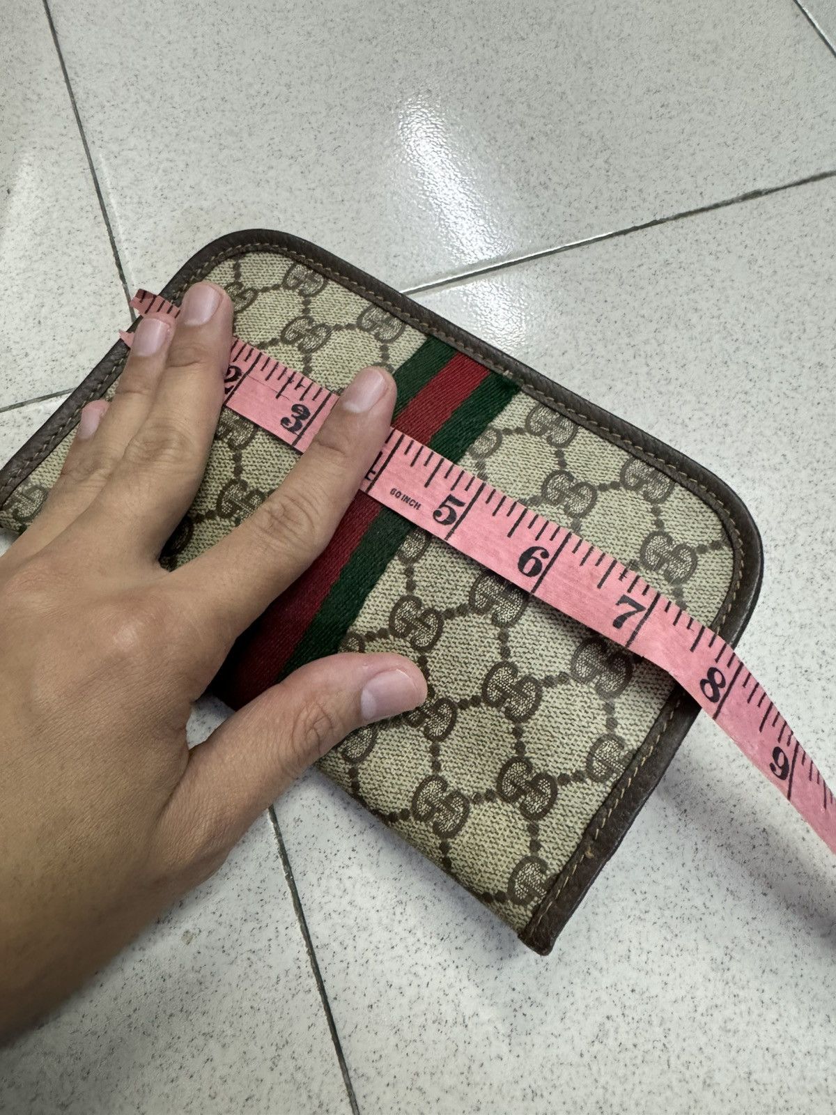 Vintage VINTAGE GUCCI FULL MONOGRAM CLUTCH ANG PURSE BAG Size ONE SIZE - 8 Thumbnail