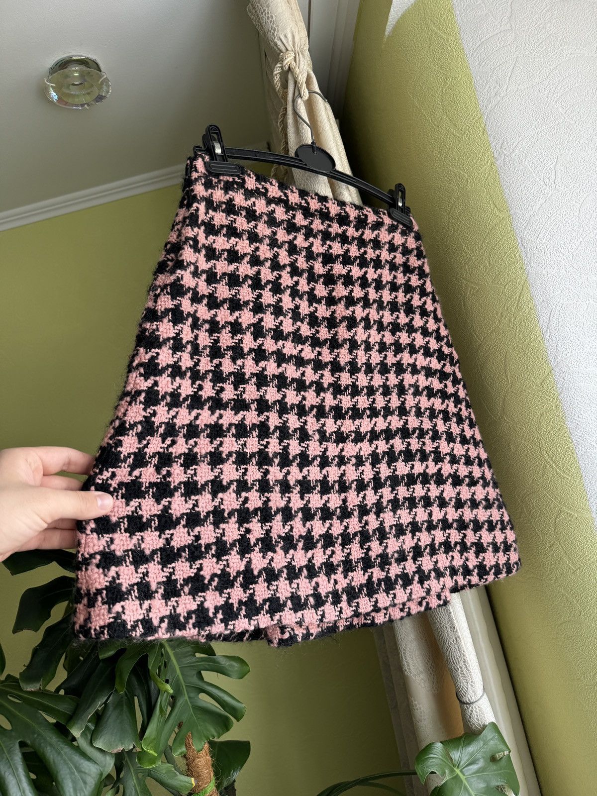 Moschino Moschino Cheap and Chic Houndstooth High Waist Wool Skirt Size 28" / US 6 / IT 42 - 7 Thumbnail