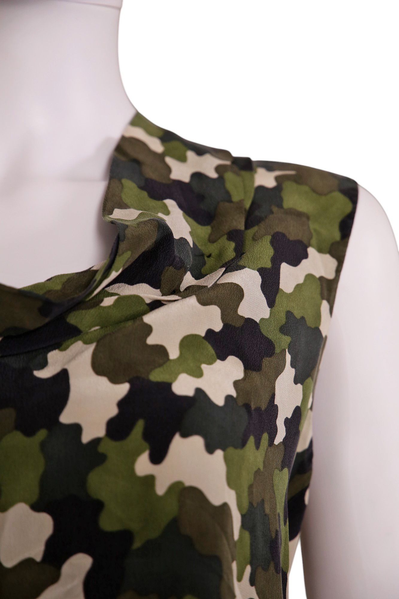 Prada Pre - Fall 2010 Camo Sleveless Tank Top Size M / US 6-8 / IT 42-44 - 9 Thumbnail