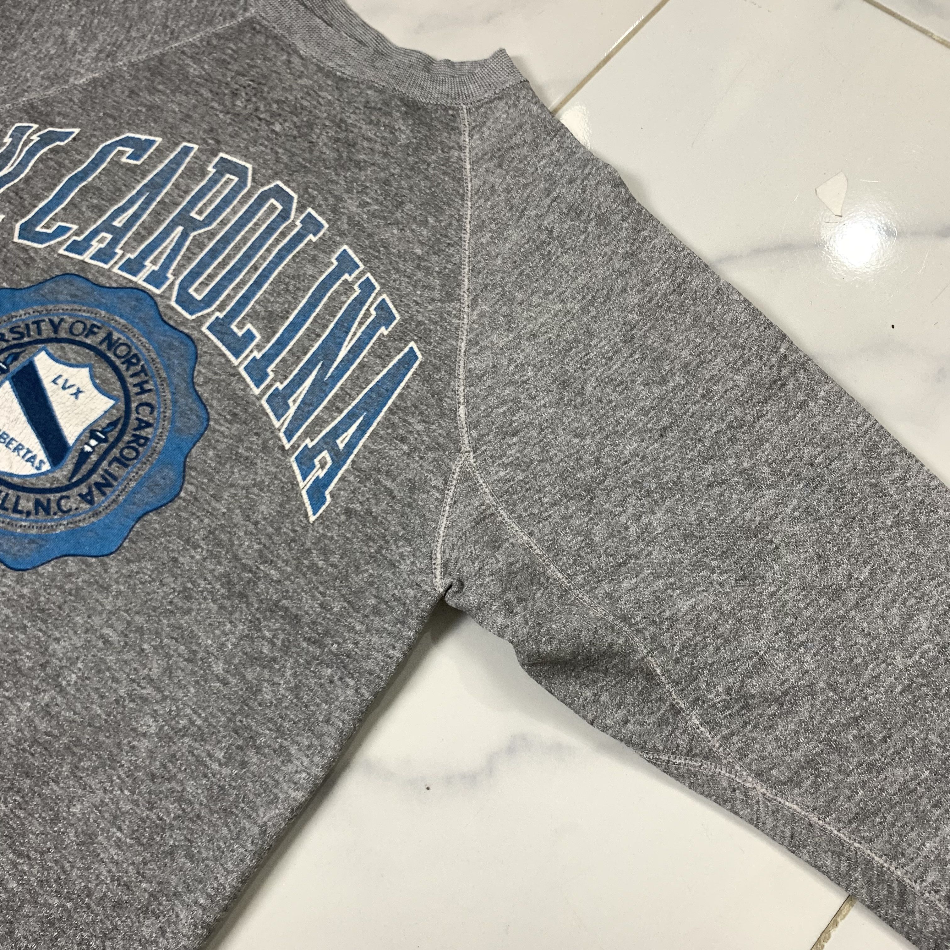 Vintage Vintage University Of North Carolina Sweatshirt Crewneck Size US S / EU 44-46 / 1 - 6 Thumbnail