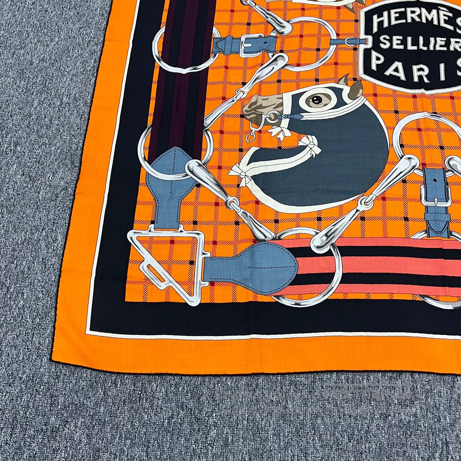 Hermes Hermes Tatsarma Collection: Cashmere and Silk Square Scarf Size ONE SIZE - 4 Thumbnail